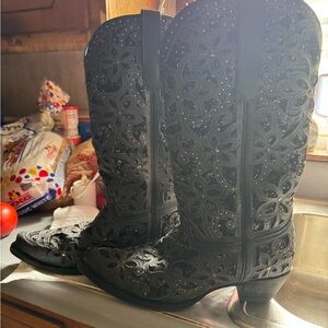 Corral Black Heeled Boots with Ornate Design